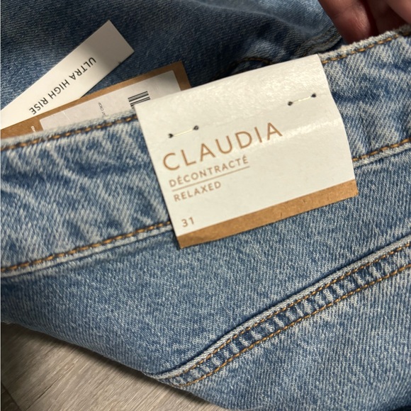 Dynamite Jeans - Picture 2 of 4